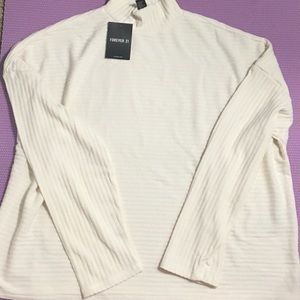 Brand new forever 21 sweater
